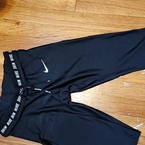 Dri fit nike leggings.